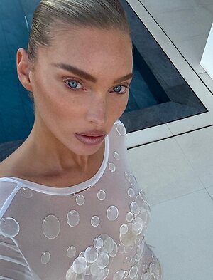 Elsa Hosk Hot leaked photo #67