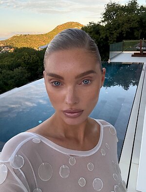 Elsa Hosk Hot leaked photo #68