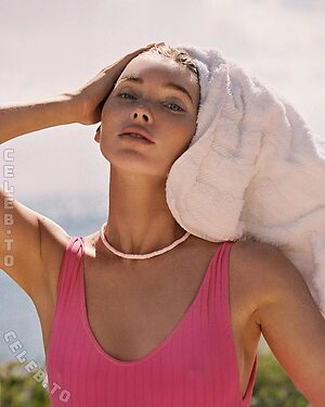 Elsa Hosk photo