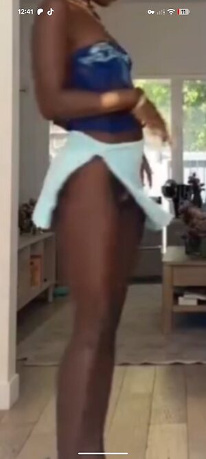Elsa Majimbo leaked photo #3
