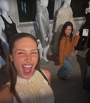 Elsie Hewitt leaked photo #22