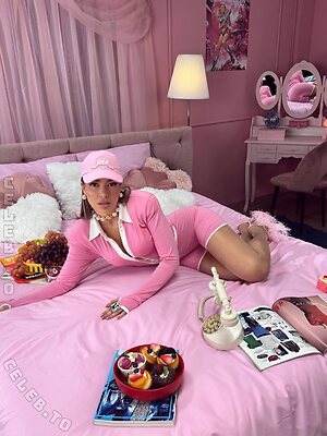 Elvana gjata Nude Leaked Photo #13