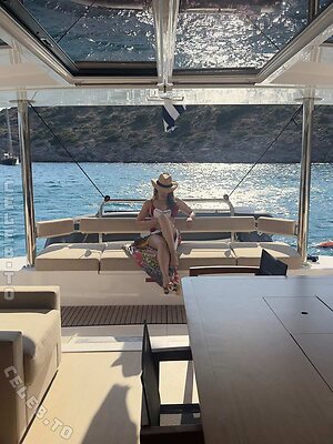 Elvana gjata photo