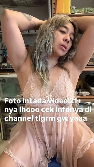 Elysabeth Ongkojoyo leaked photo #32