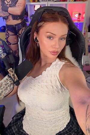 Elz the Witch leaked photo #19