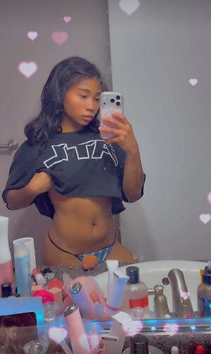 Em emmuscle09d Nude Leaked Photo #2