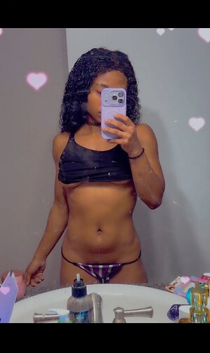 Em emmuscle09d Nude Leaked Photo #6
