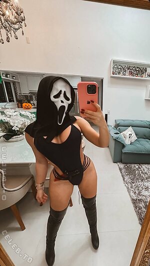 Emanuelly Raquel Nude Leaked Photo #8
