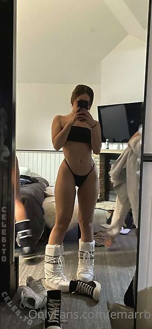 Emarrb Nude Leaked Photo #59