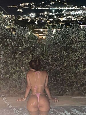 Emarrb Nude Leaked Photo #123