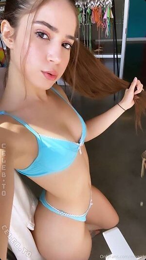 Emarrb Nude Leaked Photo #161