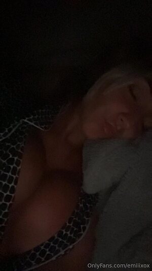 Emelye Ender leaked photo #313