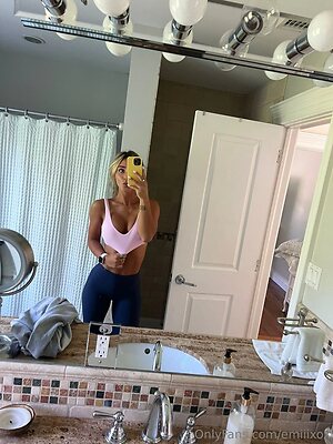 Emelye Ender leaked photo #326