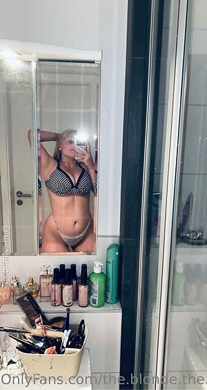 Emiglia Bader Nude Leaked Photo #20