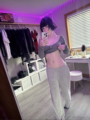 Emiigotchi leaked photo #64