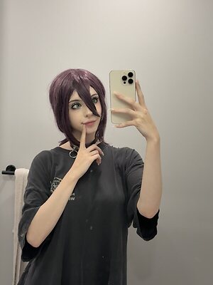 emiki28 leaked photo #16