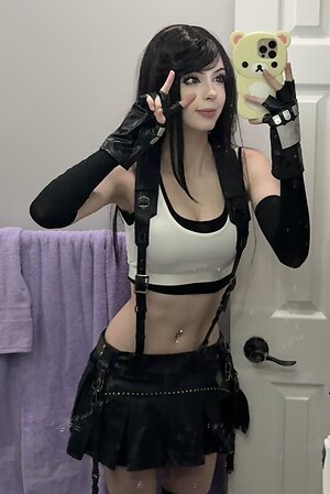 emiki28 leaked photo #43