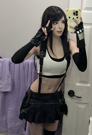 emiki28 leaked photo #45