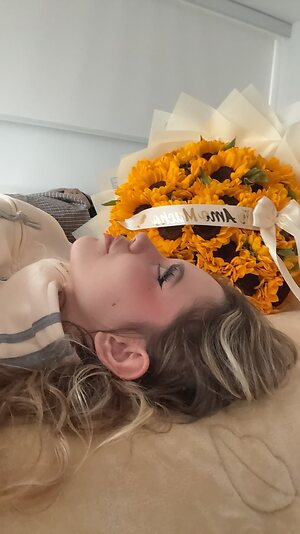 emikukis leaked photo #2