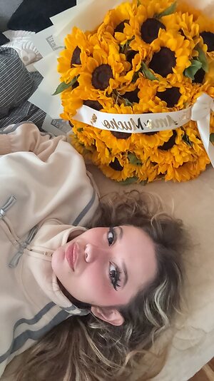 emikukis leaked photo #10