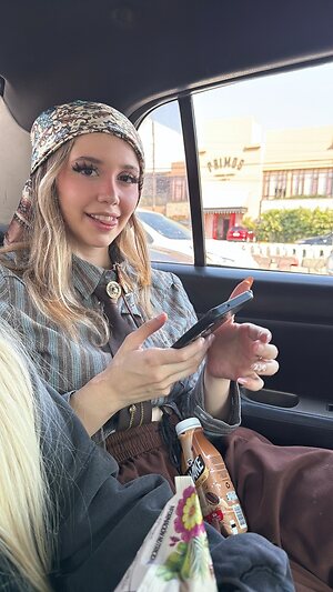 emikukis leaked photo #11