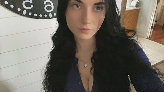 Emileesilvey leaked photo #13