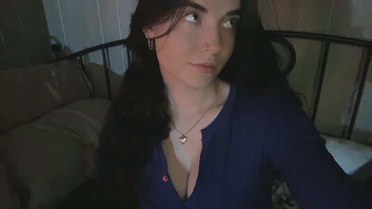 Emileesilvey leaked photo #17