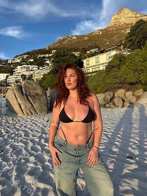 Emilia Baumgart Nude Leaked Photo #3