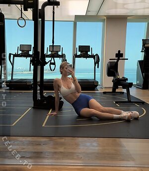 Emilia BTE Nude Leaked Photo #30