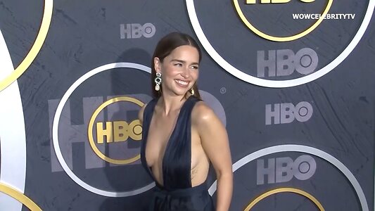 Emilia Clarke Hot leaked photo #27