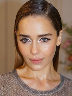 Emilia Clarke Hot Nude Leaked Photo #57