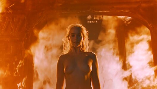 Emilia Clarke leaked photo #222