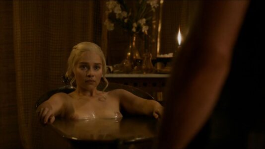 Emilia Clarke leaked photo #224