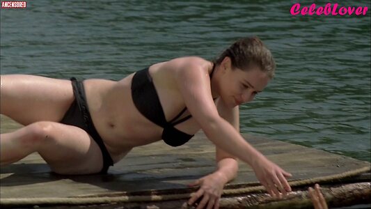 Emilia Clarke leaked photo #231