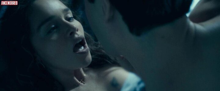 Emilia Clarke leaked photo #235