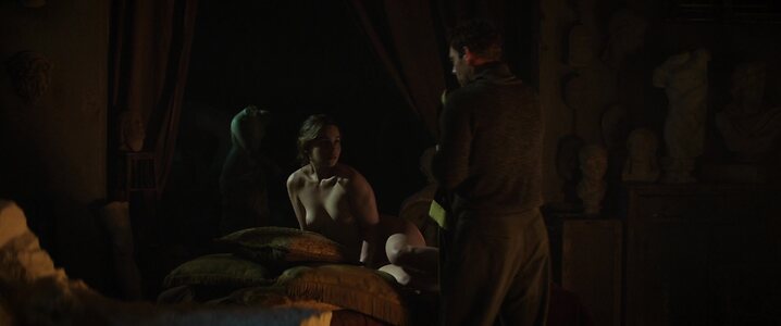 Emilia Clarke leaked photo #285