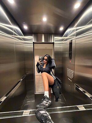 Emilia Mernes leaked photo #11