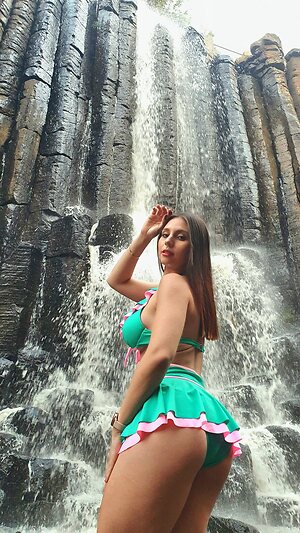 Emilia Vizcarra leaked photo #114