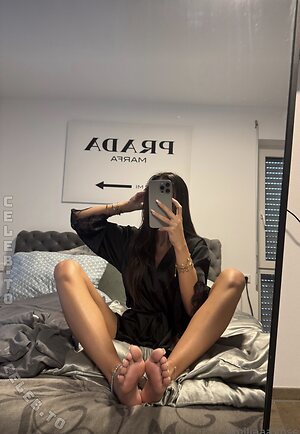 emiliaaa.rose Nude Leaked Photo #20