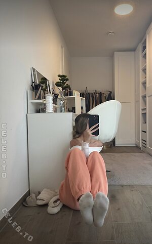 emiliaaa.rose Nude Leaked Photo #30