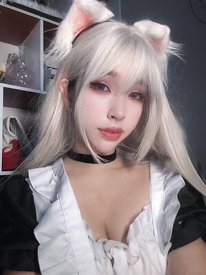 Emiliabear leaked photo #9