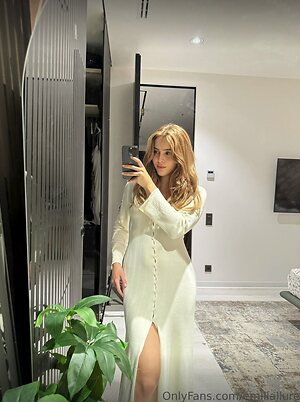 Emiliallure leaked photo #15