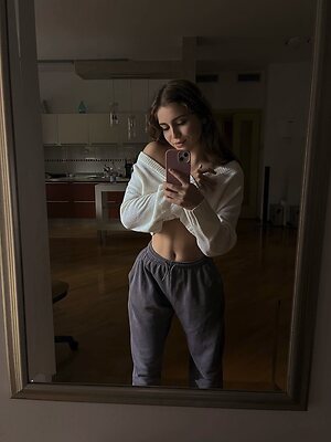 Emiliallure leaked photo #81