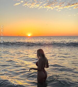 Emilia_wue Nude Leaked Photo #22