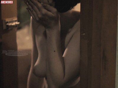 Emilie Carbonneau leaked photo #7