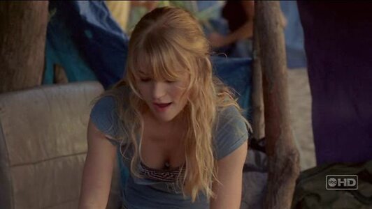 Emilie de Ravin leaked photo #25