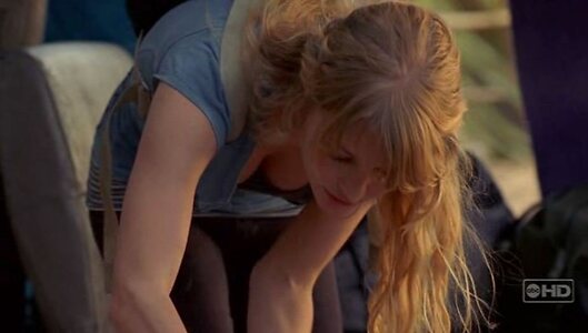 Emilie de Ravin leaked photo #30