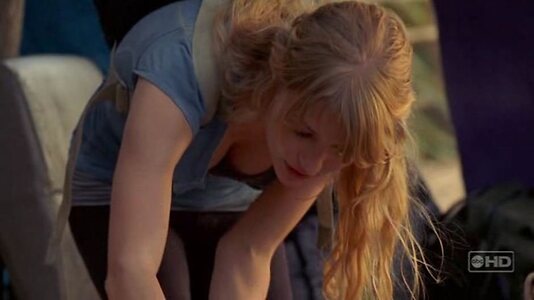 Emilie de Ravin leaked photo #32