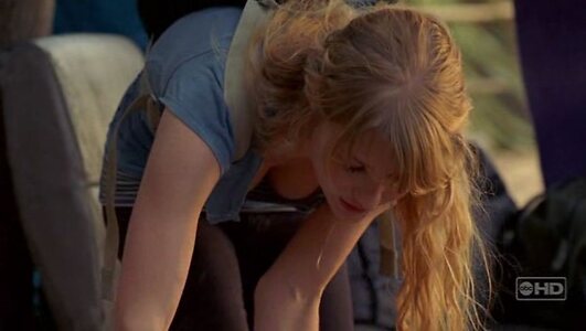 Emilie de Ravin leaked photo #36
