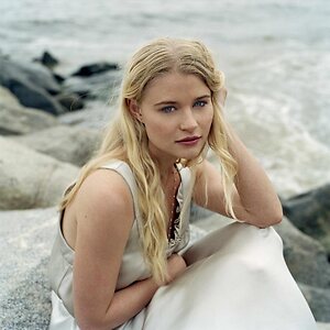 Emilie de Ravin leaked photo #68
